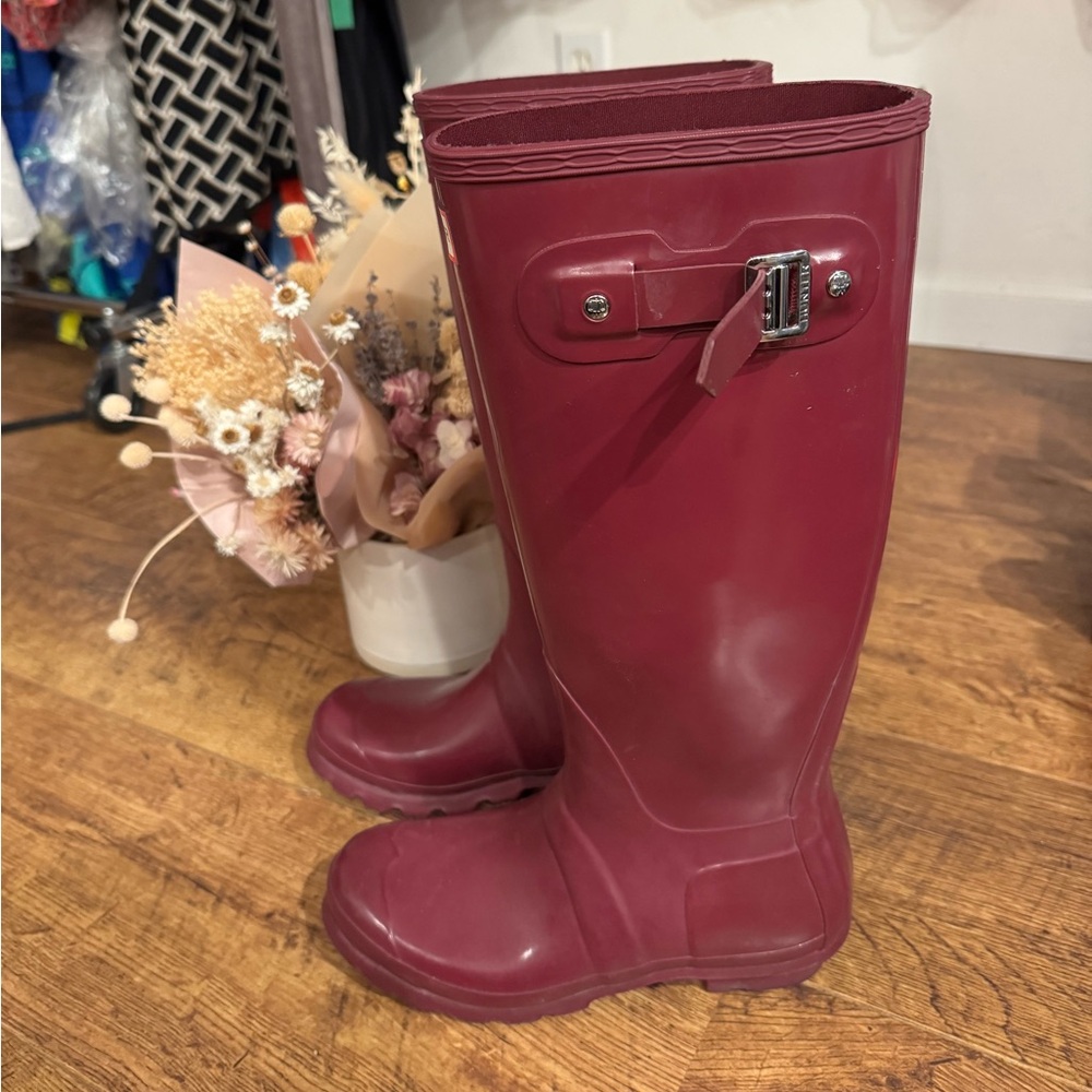 Hunter Purple Tall Boots Size 7 - Picture 5 of 7